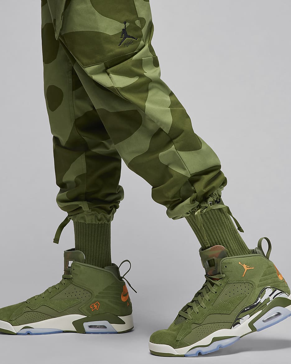 Jordan Essentials Chicago Men s Pants. Nike JP